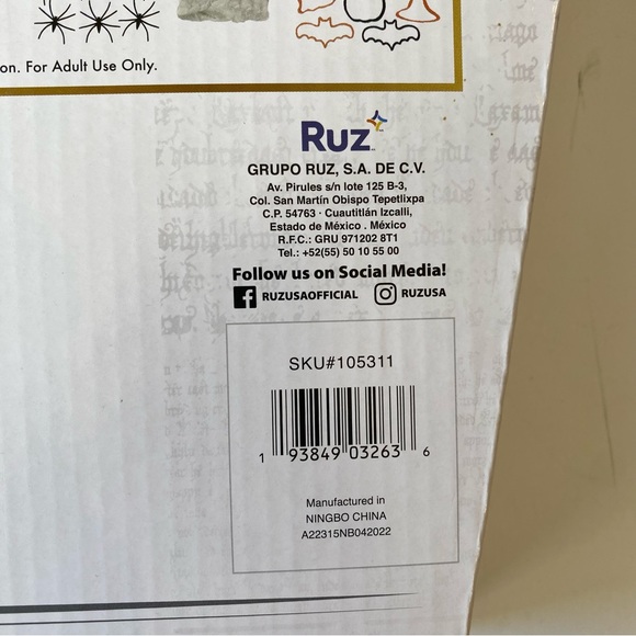 WIZARDING WORLD OF HARRY POTTER New 200 Piece Trunk Or Treat Kit TOT5 - Picture 4 of 6